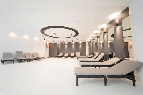 Hanza Tower De lux Black