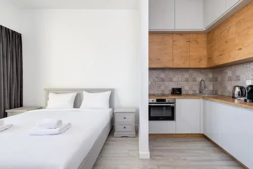 Hanza Tower Studio 738 by BookingHost