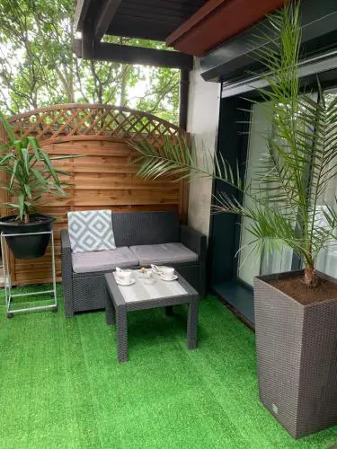 Lovely Apartment with Patio