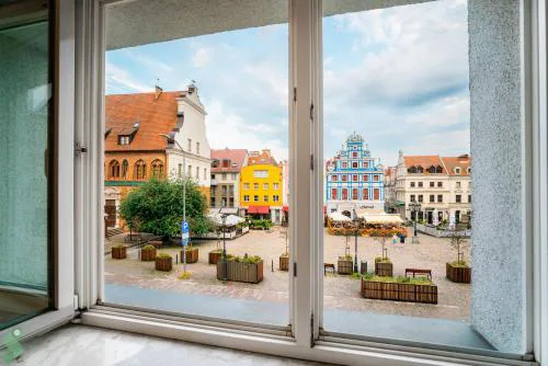 SIENNY MARKET 2-Bedroom Apartment Old Town Parking by Stayly