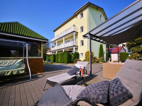 Comfortable holiday apartment close to the beach