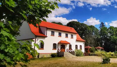 Gospodarstwo nad jeziorem