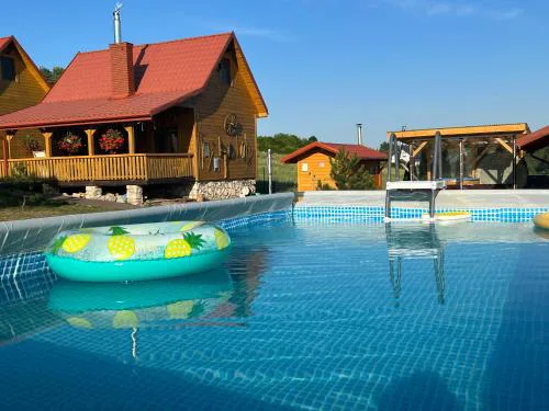 Luxdomki