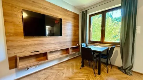Urokliwy apartament położony na terenie Ośrodka Jeździeckiego Bilcza, 14 km od centrum Kielc