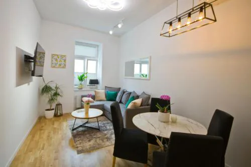Apartament COMFORT Przy Rynku z sauną, klimatyzacją i parkingiem