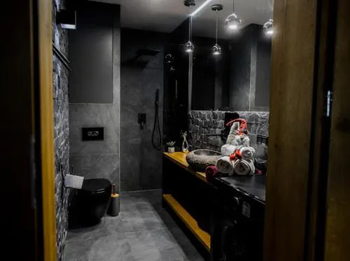 APARTAMENT PREMIUM BLACK HORS Centrum Ścisłe Deptak -ETIUDA Panoramiczna 2 -Garaż Podziemny -f VAT
