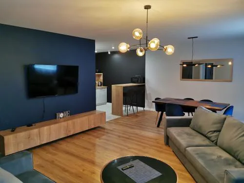 Leśny Apartament Nad Zalewem -basen w odległości 100 m
