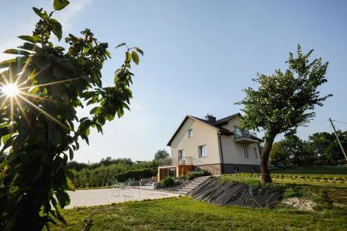 Dom do wynajęcia z tarasem i ogrodem, balia, ognisko