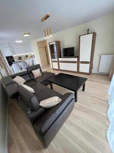 Premium Apartment 80qm Two-bedroom free Parking & Big balcony