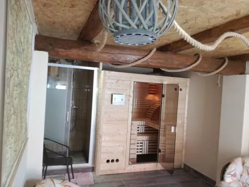 Gospodarstwo Agroturystyczne z BASENEM & SPA i Alpakami