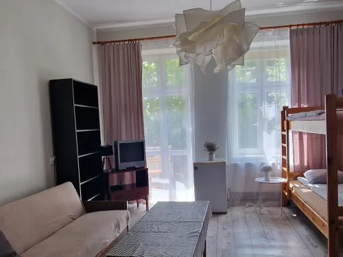 Loft Rooms - Kwatera Słowackiego tanie spanie centrum bezpłatny parking