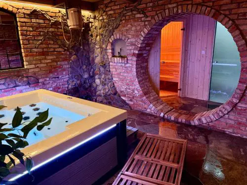 Siedlisko Miluki - Apartamenty nad Jeziorem z Jacuzzi & Sauną