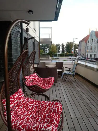 Apartament Angielski z klimatyzacja przy plaży i porcie