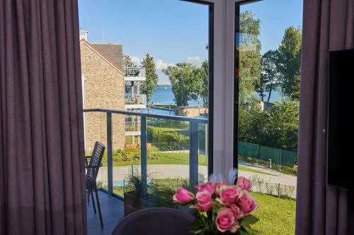Apartament E10 w Nautica Resort nad jeziorem w Giżycku