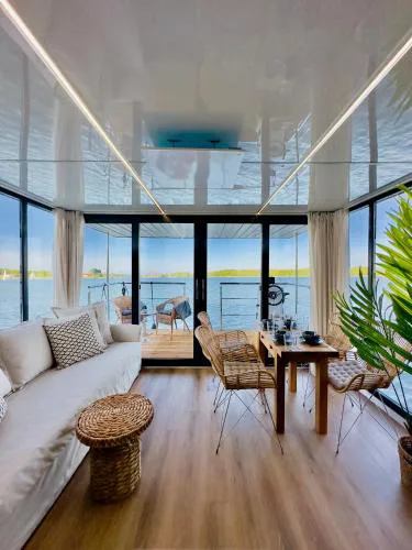Domki na wodzie - Resort 36 Houseboats