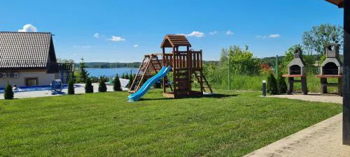 Apartament 4 osobowy z tarasem Zełwągi 15