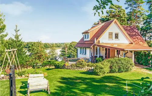 Stunning Home In Mragowo