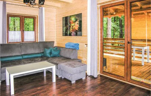 2 Bedroom Pet Friendly Home In Ostroda