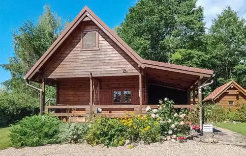 Gorgeous Home In Zalewo With Lake View