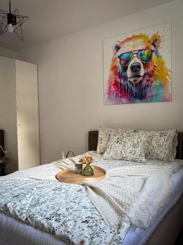 Polar Bear Apartment