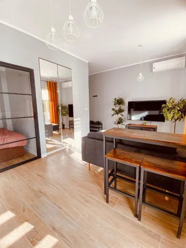 Green Stone Apartment IV