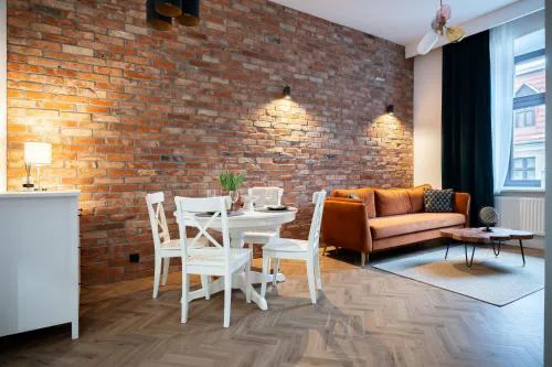 1555 Apartments IV Rodzinny