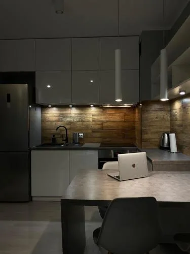 BP Apartment IV