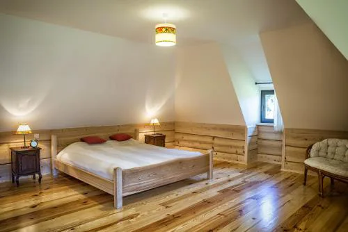 Osada Chytrusówka Bieszczady Bystre