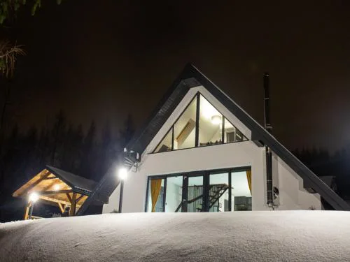 Mountain Stay with Hot Tub