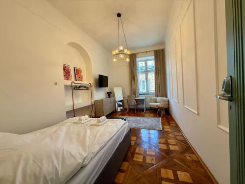 Vintage Rooms