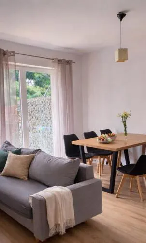 Apartament z ogródkiem