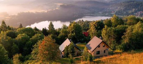 RUBIESZCZA domki w Bieszczadach z widokiem na jezioro