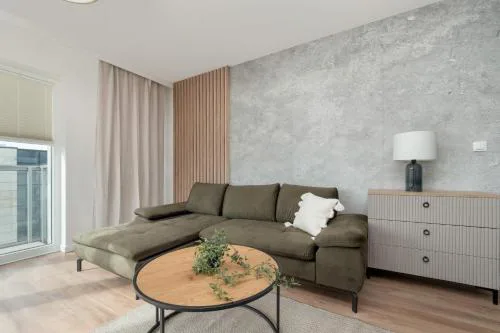 Kilińskiego Prestigious Apartment with Parking by Renters Prestige