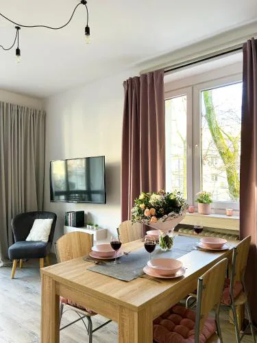 Lumina cozy apartment near Manufactura