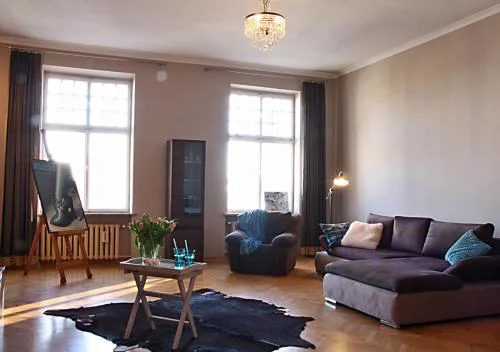 Marilyn Apartment