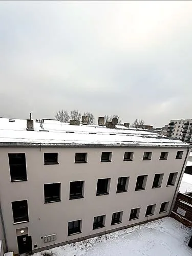 Prywatny pokój z prywatną łazienką - Senatorska 36