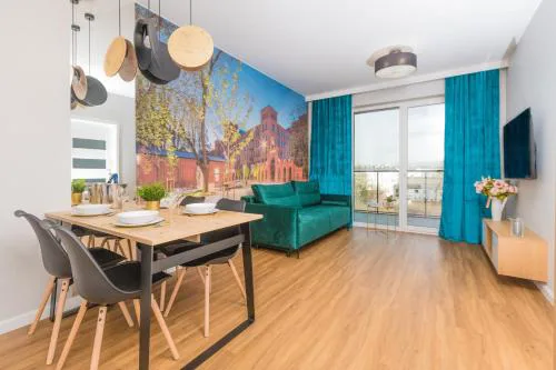 Royal Manu Apartment NETFLIX