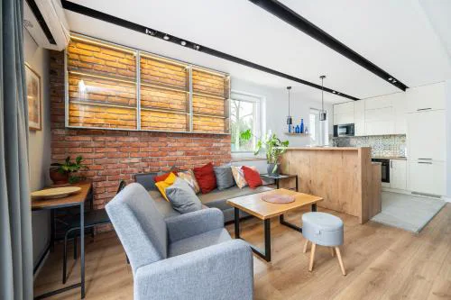Rudzka Góra Comfy Apartment by BookingHost