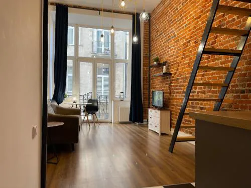 Urokliwy Loft w NCŁ Kamienica Vabank nr 18