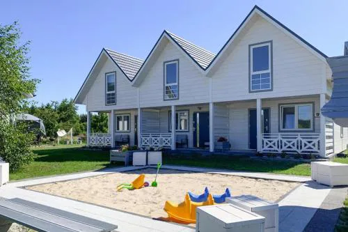 Terraced House near Baltic Sea and Golf Course