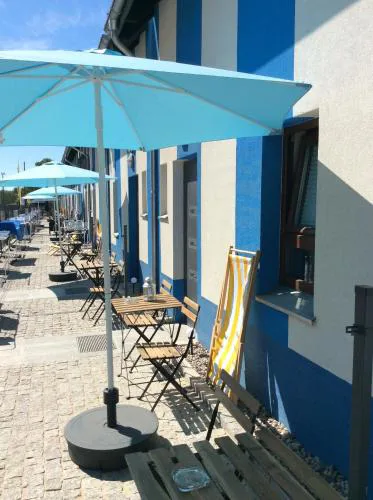 Casa del Mar - House 9 Adults - 5 Bedrooms - 5 Bath - free Parking