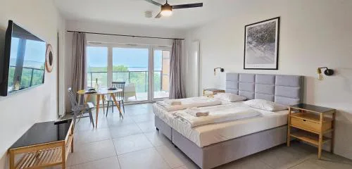 HolidayHomePL Aquamarina Prima 71 z widokiem na morze