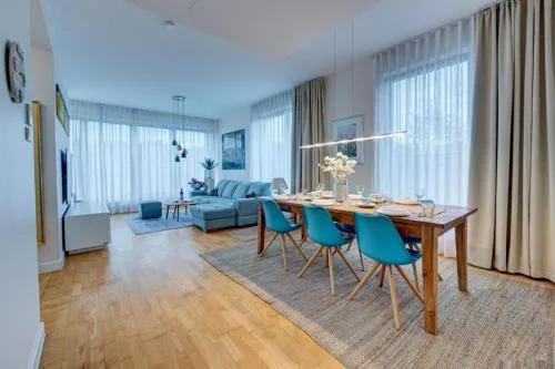 Premium Penthouse E51 3 bedrooms and 2 bathrooms 103qm PARKING FREE