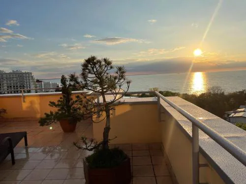 Wolin-Travel Fala apartamenty z widokiem na morze