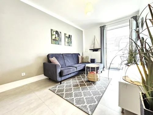 Apartment 1A
