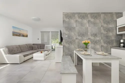 Family Apartments Herberta with Terrace and Parking by Rent like home