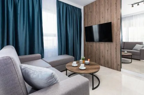 Sun Towers Apartment with Balcony & Parking by Noclegi Renters