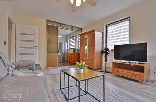Sunset Apartments - Rodzinny apartament przy deptaku w centrum miasta