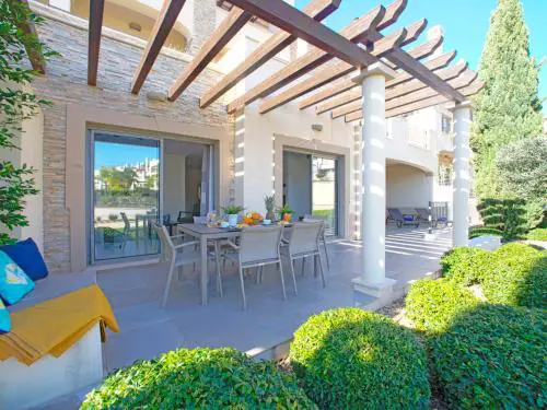 Apartment Pine Hills Ametista by Interhome