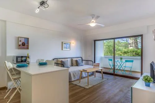FLH Vilamoura Cozy Flat with Balcony